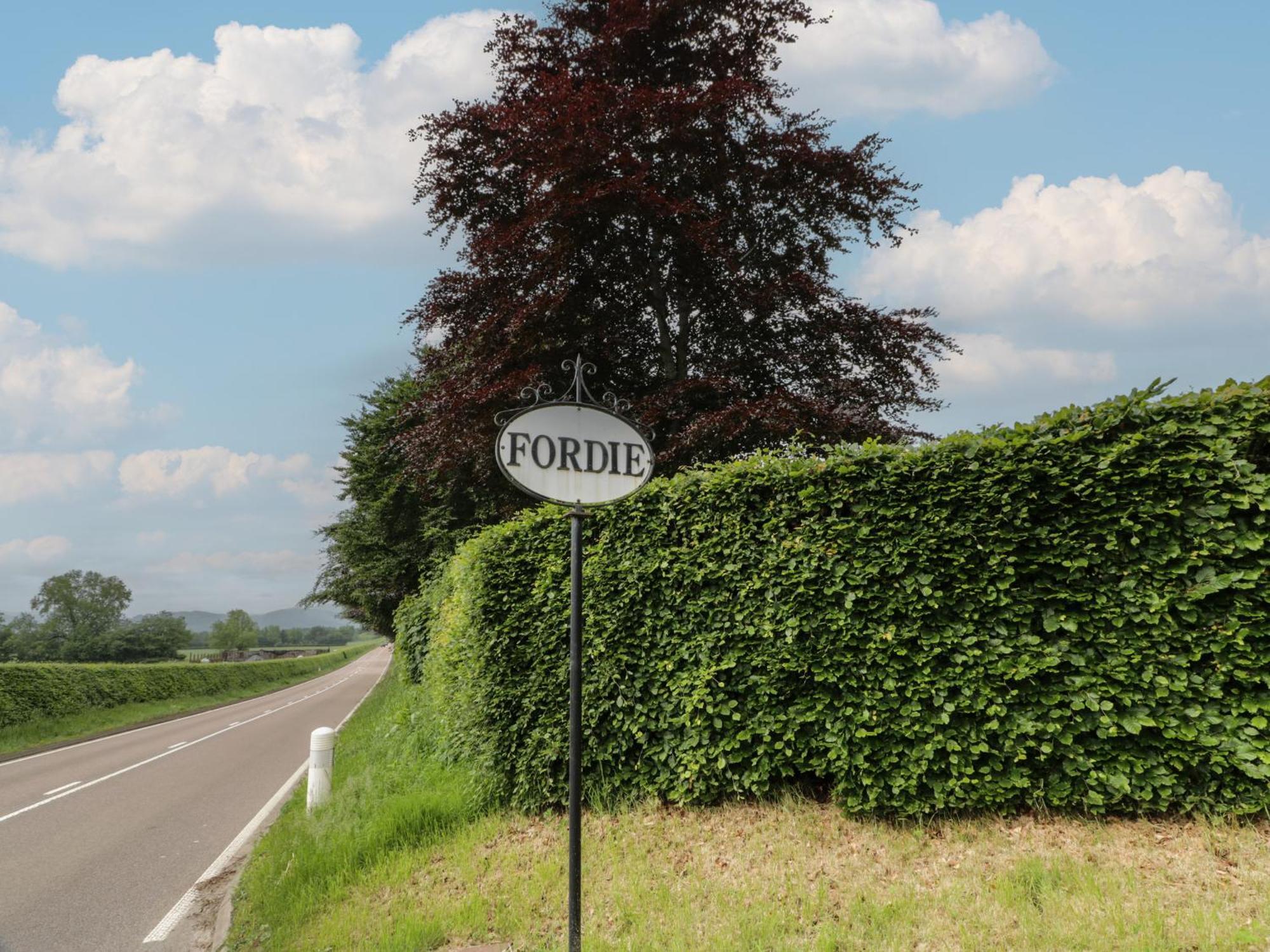 Fordie East Cottage 克里夫 外观 照片